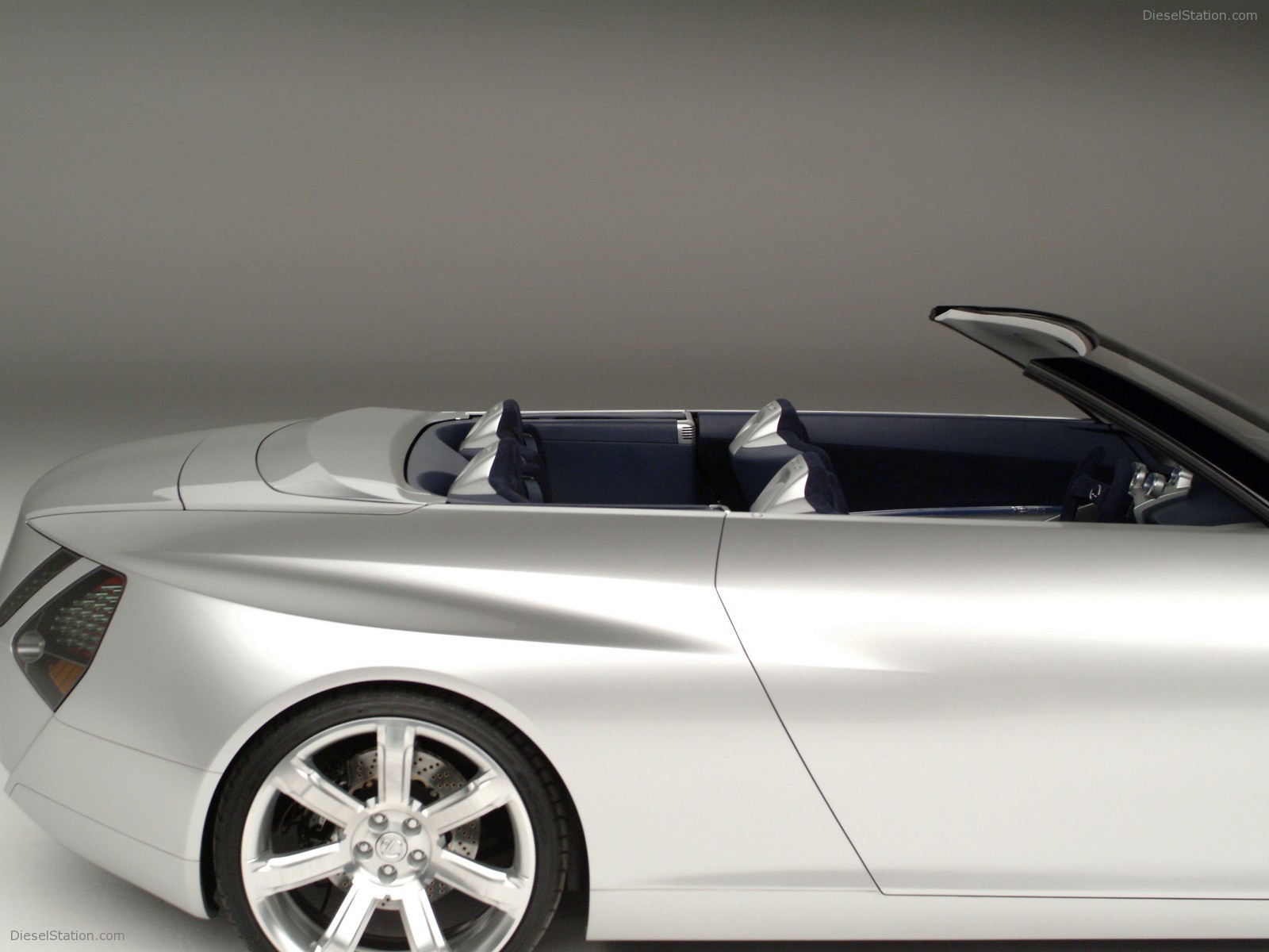 Lexus LF-C Concept